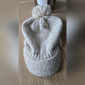 Cozy Cream Knit Pom-Pom Hat